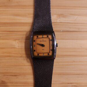 Skagen watch with mesh band - square, copper face